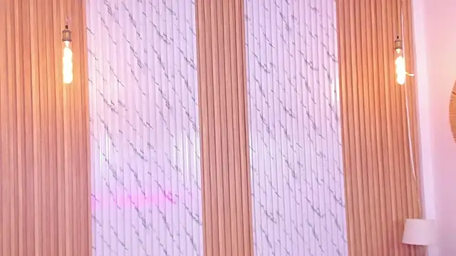 thomas walker0 online show from October 15, 2025, 12:05 pm