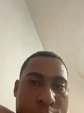 Snapshot of freedmar chatting on October 29, 2025, 12:51 pm freedmar online show from October 29, 2025, 12:51 pm