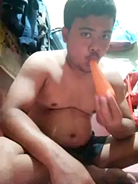 CatchingBouquet online show from October 16, 2025, 1:23 pm