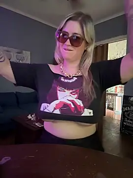 Granlady7 online show from February 5, 2026, 8:35 pm