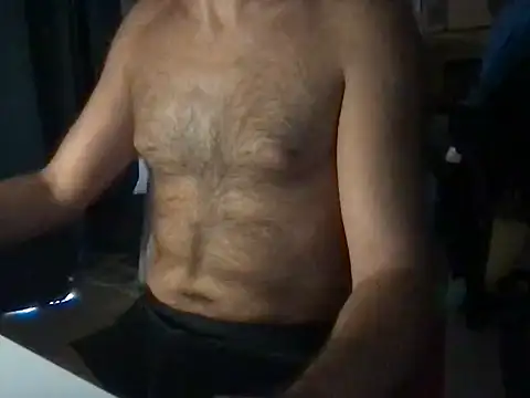 Snapshot of TomTop_11 chatting on October 15, 2025, 8:25 am TomTop 11 online show from October 15, 2025, 8:25 am