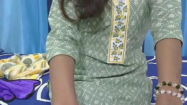 Aarti misty71 online show from November 20, 2025, 5:18 am