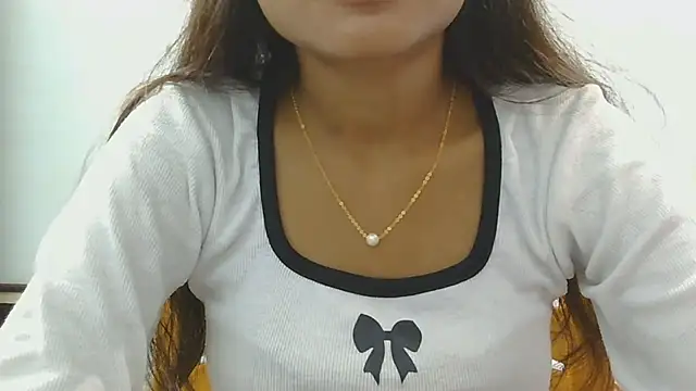 Snapshot of Aarti_misty71 chatting on July 1, 2026, 5:42 am Aarti misty71 online show from July 1, 2026, 5:42 am