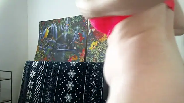 sweetdolly20 online show from April 11, 2026, 11:03 am