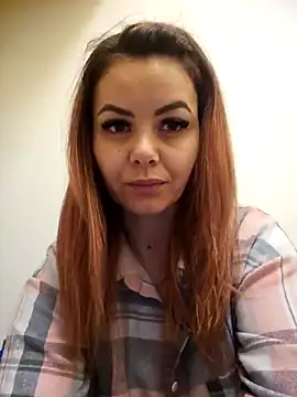 Snapshot of SeductiveMom chatting on December 9, 2024, 3:40 am SeductiveMom online show from December 9, 2024, 3:40 am