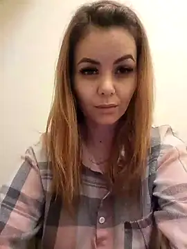 Snapshot of SeductiveMom chatting on December 9, 2024, 6:45 am SeductiveMom online show from December 9, 2024, 6:45 am