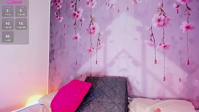 Snapshot of Lorrainee_ chatting on September 25, 2025, 8:01 pm Lorrainee online show from September 25, 2025, 8:01 pm