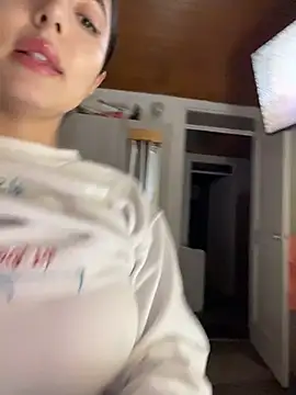 oh nina online show from April 15, 2026, 11:49 pm