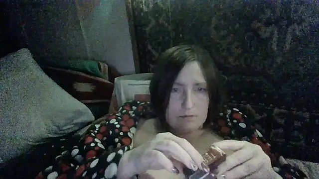 Snapshot of AllaSowinskaya chatting on March 19, 2026, 5:06 pm AllaSowinskaya online show from March 19, 2026, 5:06 pm