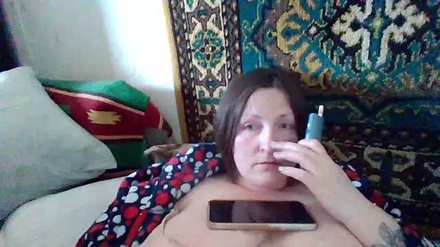 Snapshot of AllaSowinskaya chatting on April 5, 2026, 10:12 am AllaSowinskaya online show from April 5, 2026, 10:12 am