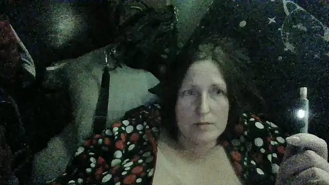 Snapshot of AllaSowinskaya chatting on April 6, 2026, 8:10 pm AllaSowinskaya online show from April 6, 2026, 8:10 pm