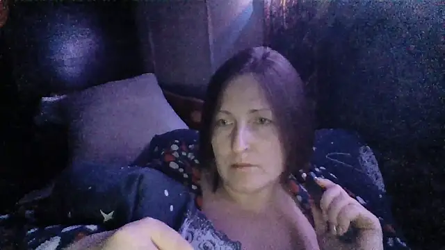 Snapshot of AllaSowinskaya chatting on April 8, 2026, 8:09 pm AllaSowinskaya online show from April 8, 2026, 8:09 pm