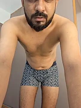 Vince-18 online show from June 28, 2026, 5:41 pm