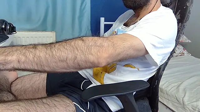 flydirty online show from October 10, 2025, 10:36 am