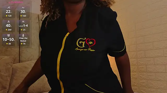 kiarazafira online show from November 4, 2025, 11:20 am