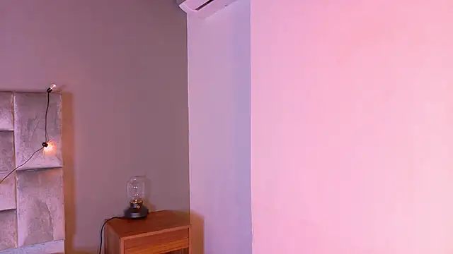 JenaCooper  online show from October 25, 2025, 3:03 am