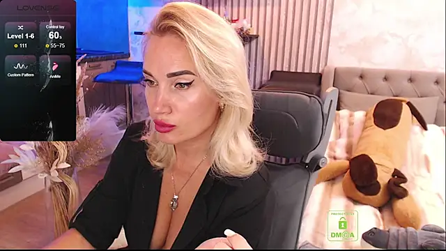 Snapshot of FreeBerryMILF chatting on July 14, 2026, 4:56 pm FreeBerryMILF online show from July 14, 2026, 4:56 pm
