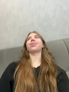 Snapshot of EvaAkins chatting on March 20, 2026, 3:06 pm EvaAkins online show from March 20, 2026, 3:06 pm