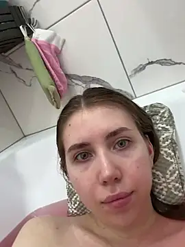 Snapshot of EvaAkins chatting on March 24, 2026, 4:56 pm EvaAkins online show from March 24, 2026, 4:56 pm