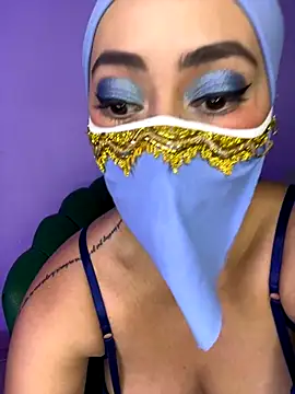 Snapshot of Aisha_Malek chatting on December 3, 2025, 8:07 pm Aisha Malek online show from December 3, 2025, 8:07 pm