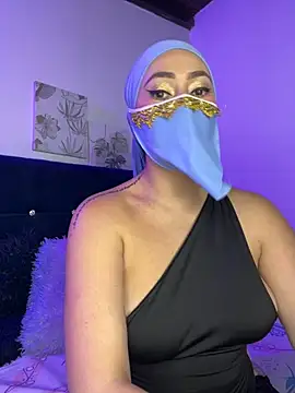 Snapshot of Aisha_Malek chatting on February 7, 2026, 7:28 pm Aisha Malek online show from February 7, 2026, 7:28 pm