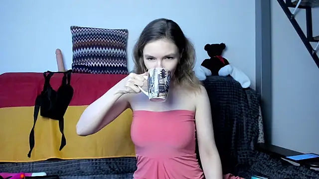 Katherine Twilight online show from December 14, 2024, 7:18 am