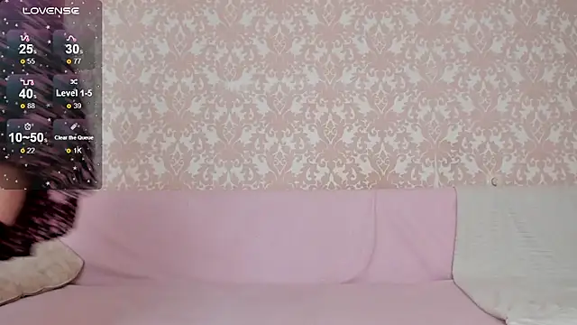 Snapshot of Lil_Foxy9 chatting on October 29, 2025, 7:21 am Lil Foxy9 online show from October 29, 2025, 7:21 am