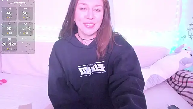 Lil Foxy9 online show from May 20, 2026, 7:53 pm
