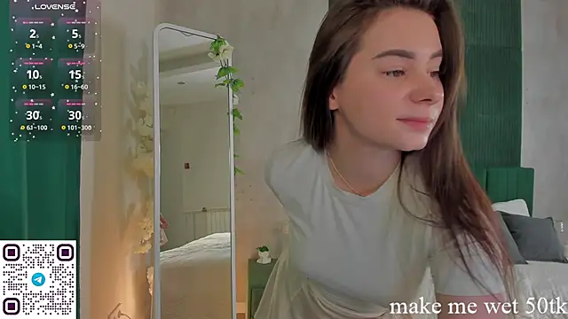 ErinRose  online show from October 8, 2025, 6:00 am