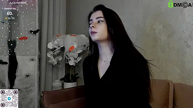 ErinRose  online show from October 30, 2025, 11:38 pm