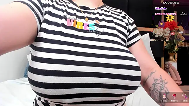 katherinn gomezz online show from February 11, 2026, 11:37 am