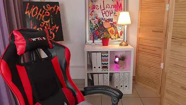 ayakskalermonss online show from November 5, 2025, 8:25 am