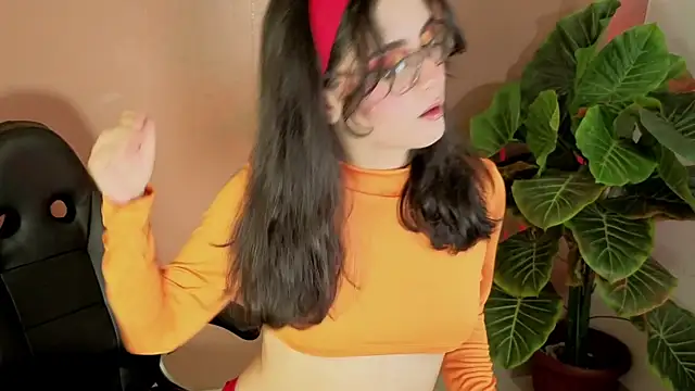 LiLLiAnderson online show from October 4, 2025, 11:41 am