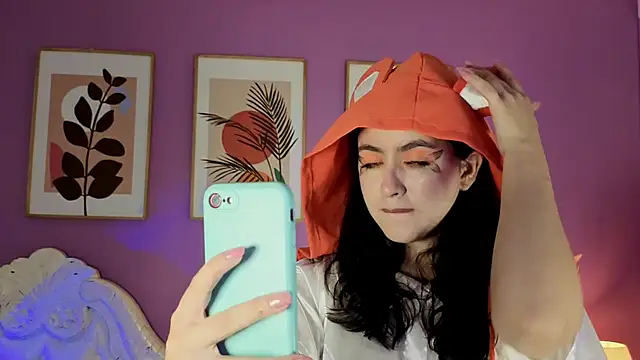 LiLLiAnderson online show from October 7, 2025, 11:40 am