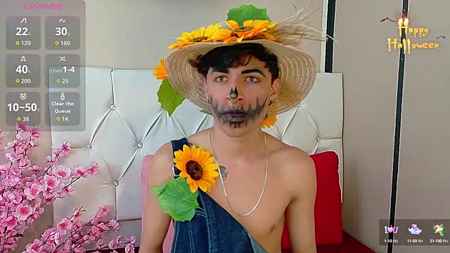 Axel  Evans online show from October 11, 2025, 1:53 pm