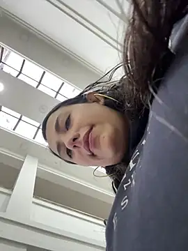 my aleja  online show from February 24, 2026, 12:03 pm