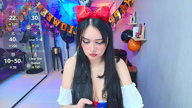 Adriana miller online show from October 31, 2025, 12:06 pm