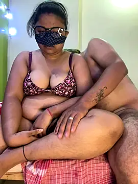 SwatiCam online show from November 8, 2025, 7:34 pm