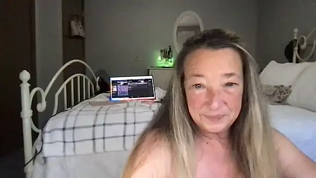 Snapshot of milf-Lacey chatting on October 16, 2025, 4:19 pm milf-Lacey online show from October 16, 2025, 4:19 pm