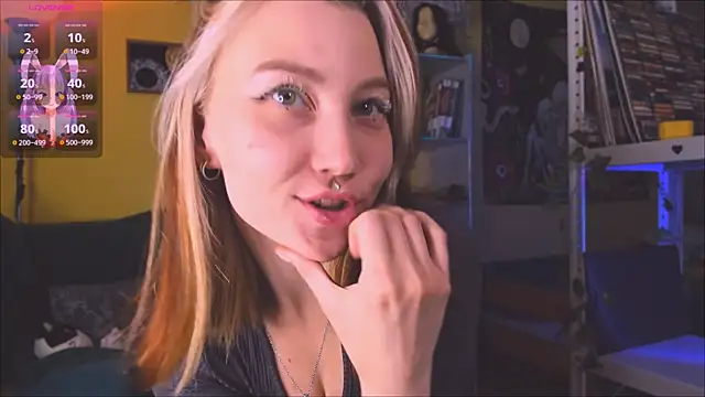 Nicole matt online show from October 16, 2025, 2:34 am