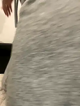 Aliyatantrique24 online show from November 12, 2025, 4:13 am