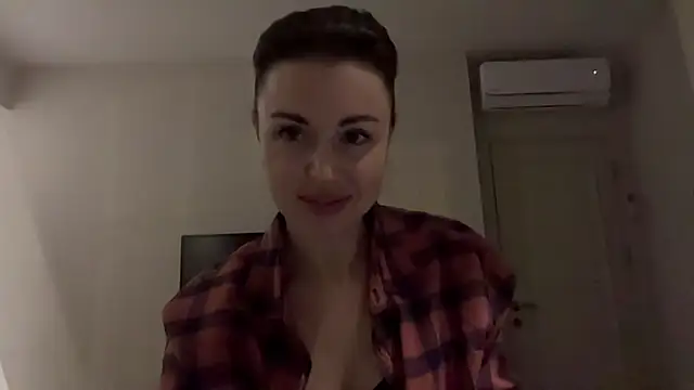 Snapshot of Gilin1 chatting on November 1, 2025, 7:05 pm Gilin1 online show from November 1, 2025, 7:05 pm