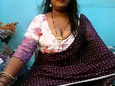 PREETI BABY online show from October 13, 2025, 4:34 am