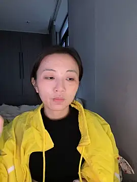 haiyan125216 online show from December 5, 2025, 9:29 am