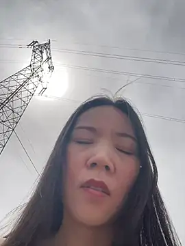 xinmeng-000 online show from April 5, 2026, 5:48 am