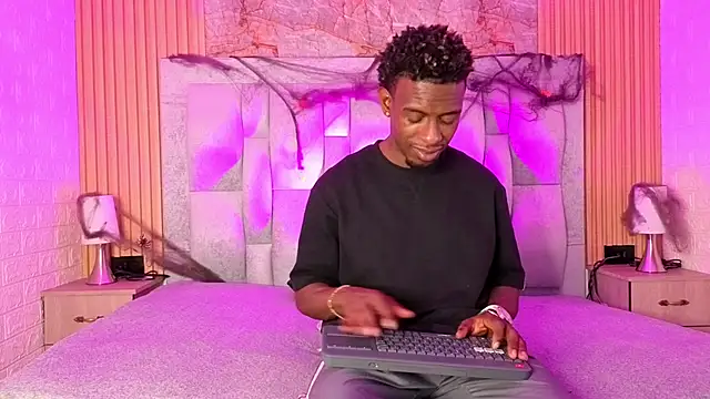 pipedark  online show from October 15, 2025, 3:39 am