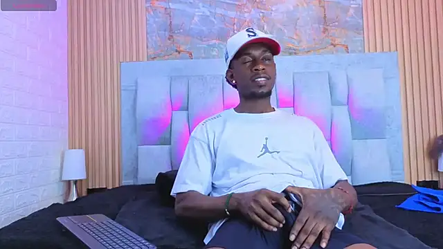 pipedark  online show from November 5, 2025, 3:06 am