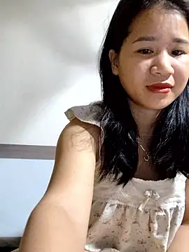 Snapshot of Maria2299 chatting on November 9, 2025, 5:44 pm Maria2299 online show from November 9, 2025, 5:44 pm