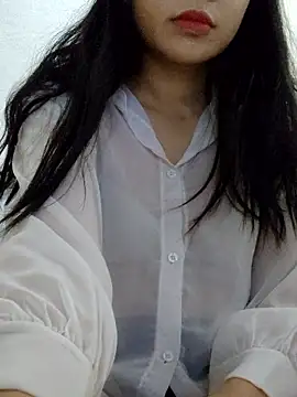 Maria2299 online show from April 12, 2026, 3:28 pm