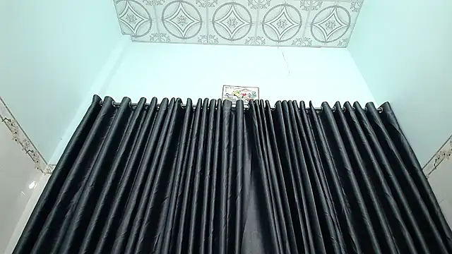 Grass 99 online show from November 17, 2025, 4:40 am